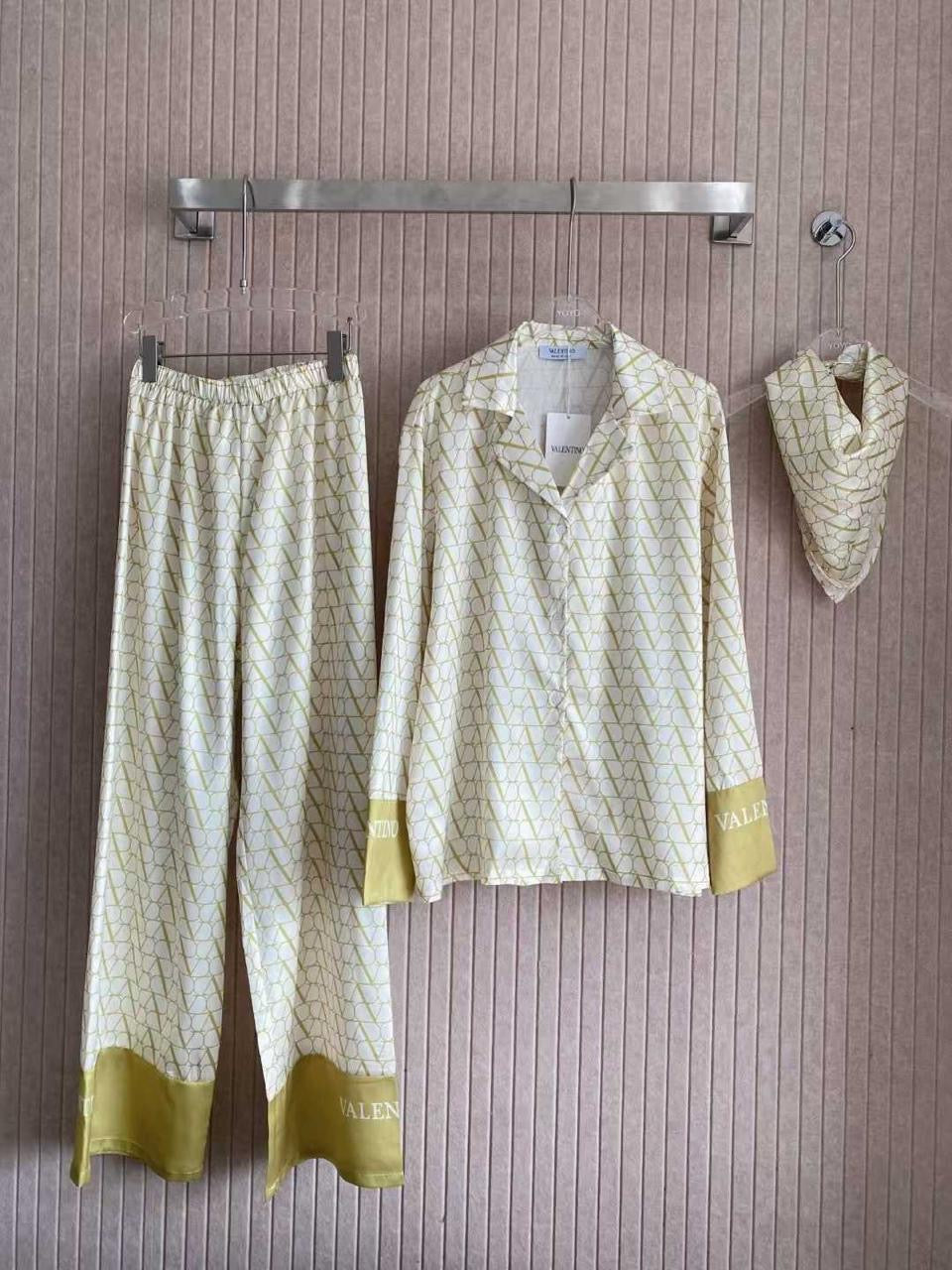 Valentino clothes set