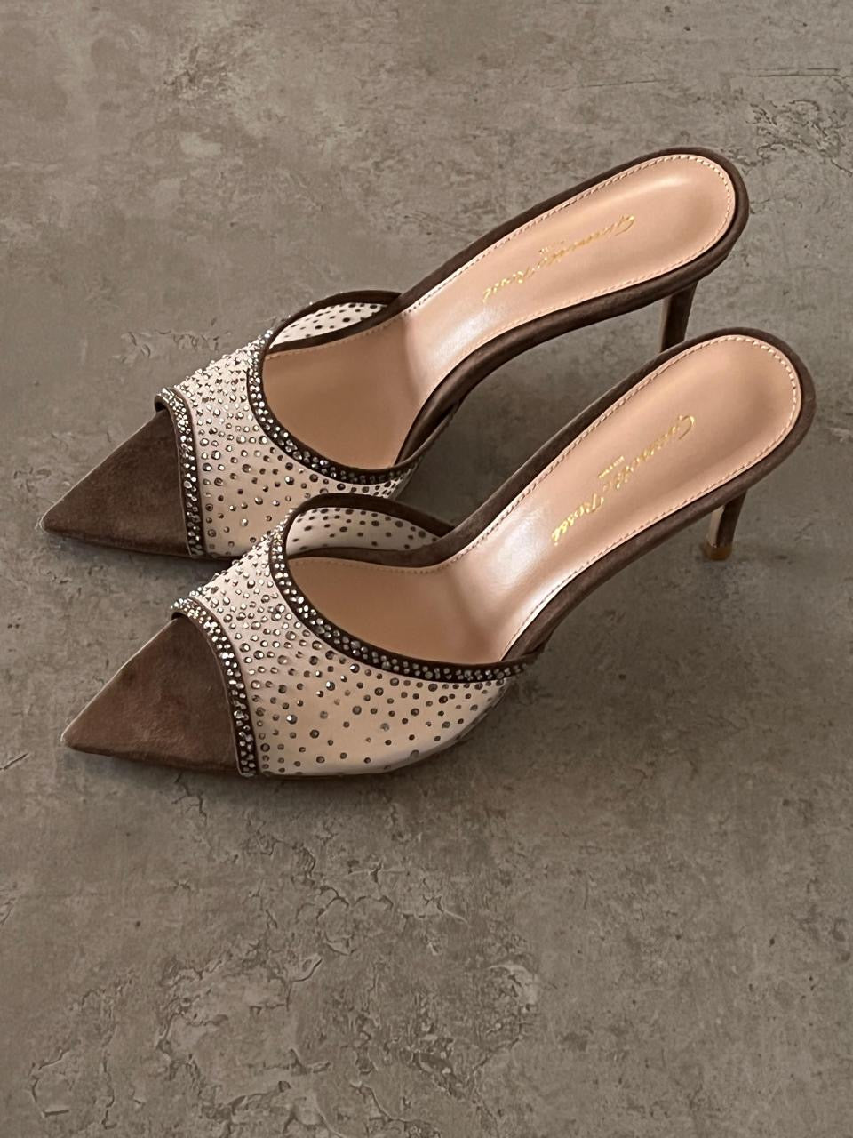 G rossi sandals heels