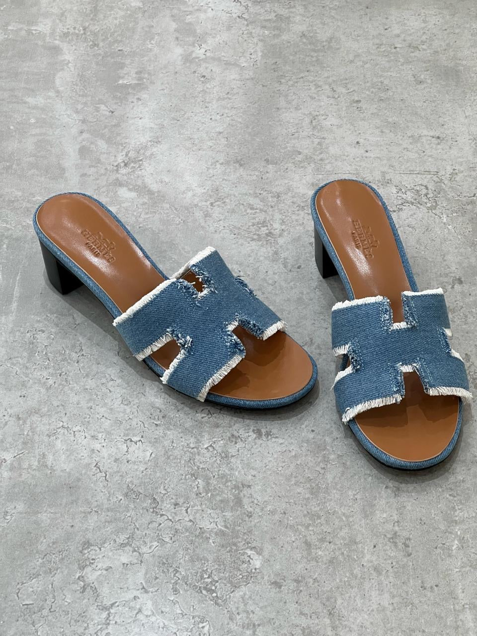 Hermes sandals heels