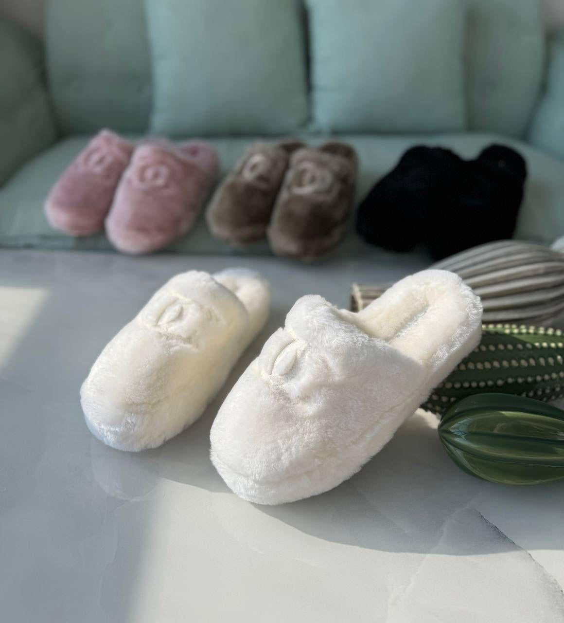 Chanel mules with fur