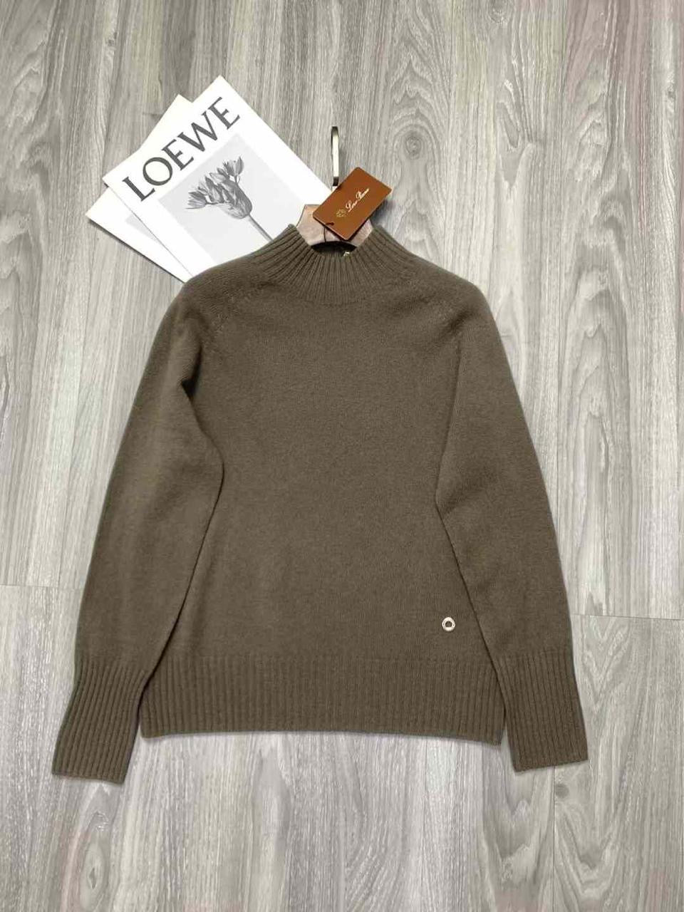 Loro piana sweater