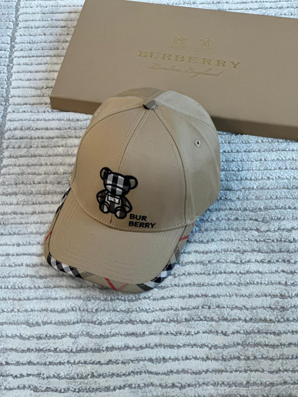 Burberry cap