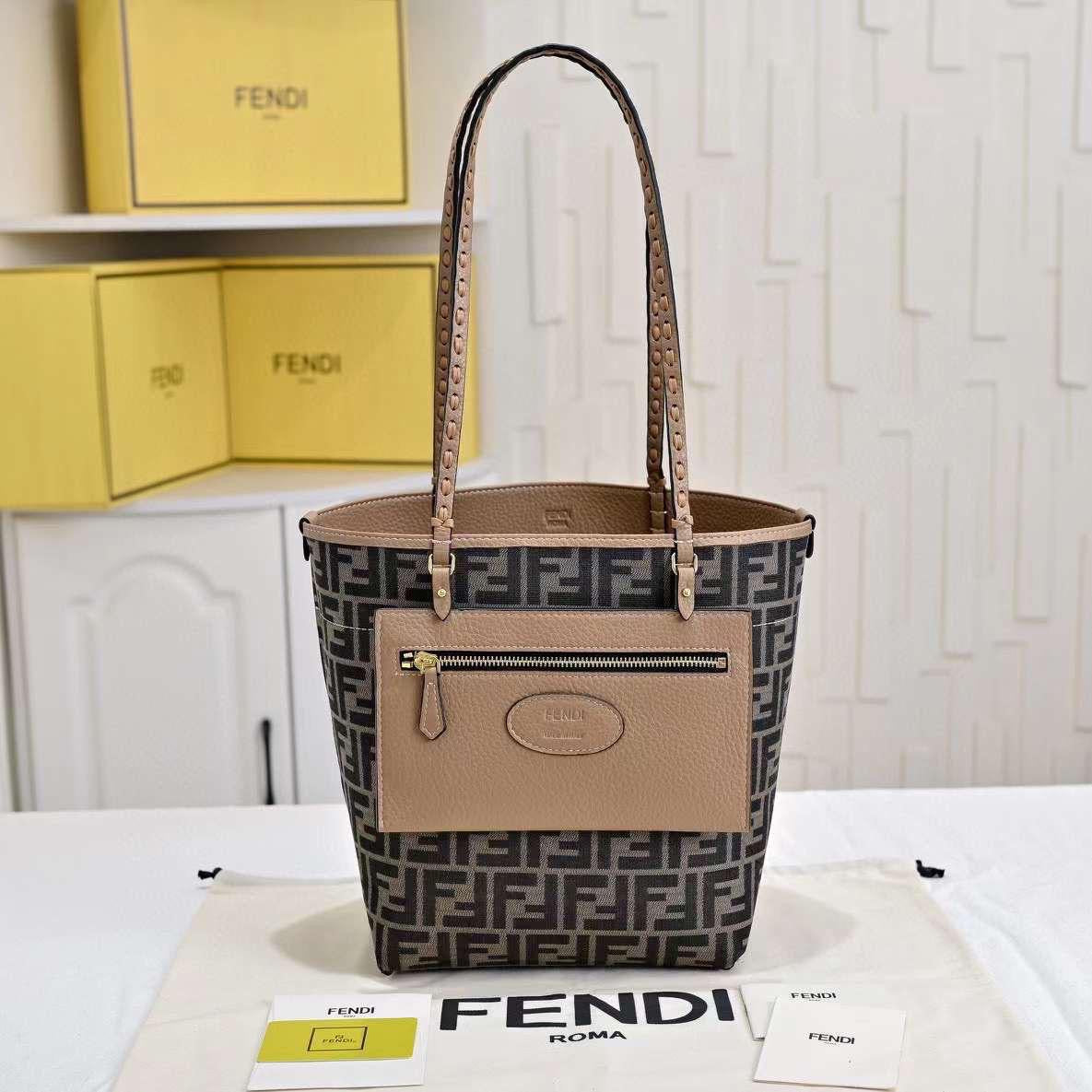 Fendi bag tote