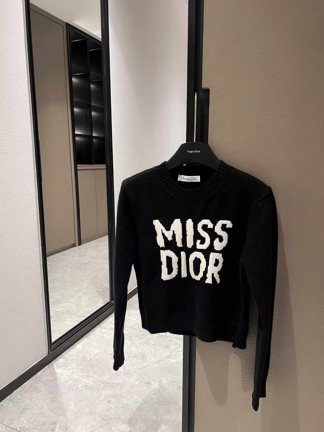 Dior sweater