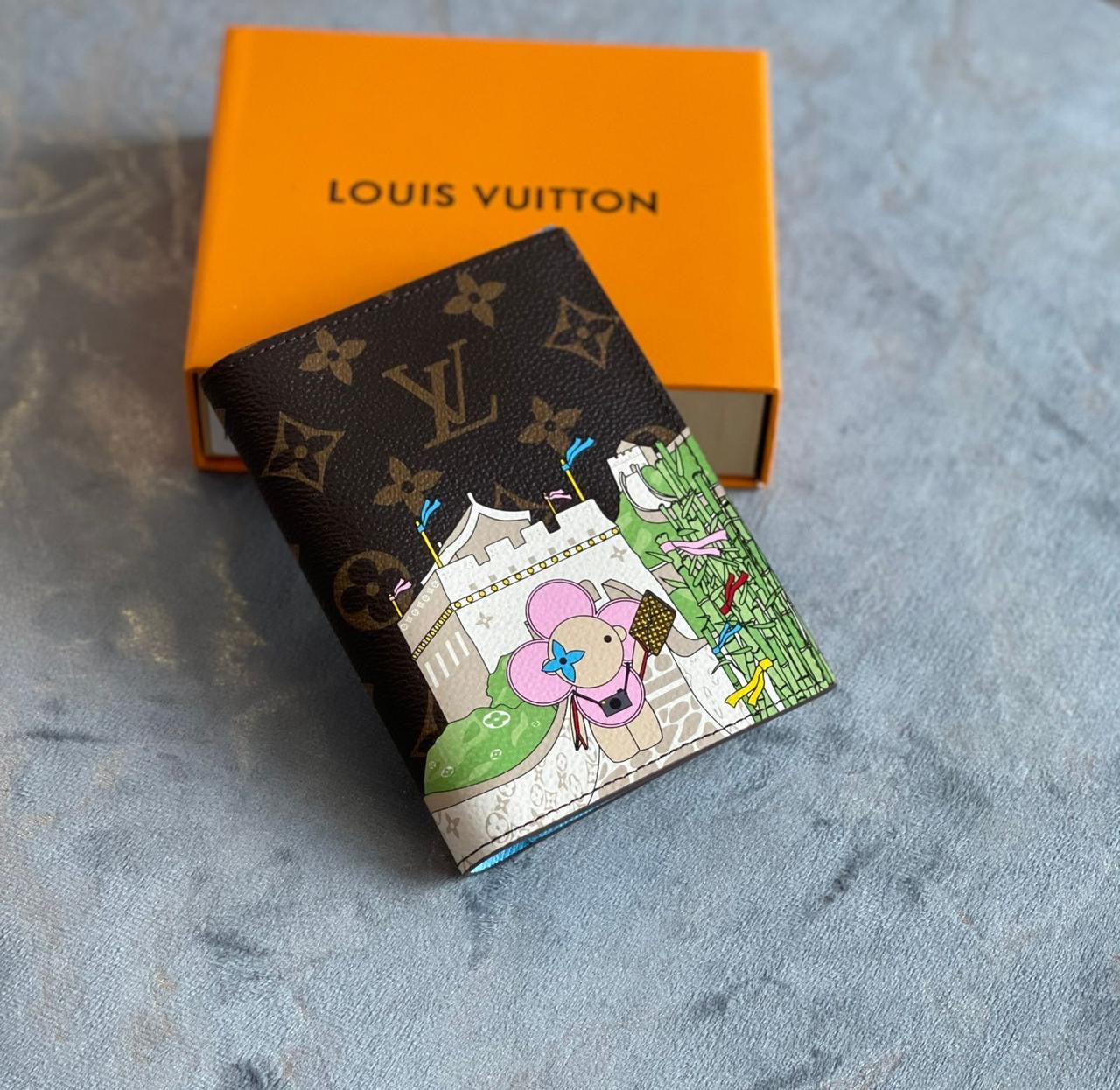 Lv passport cover - wallet