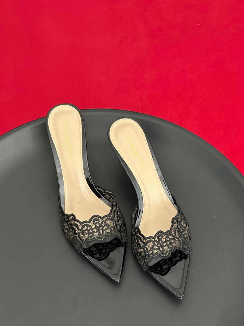 G rossi sandals heels