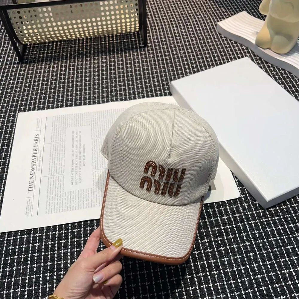 Miu miu cap