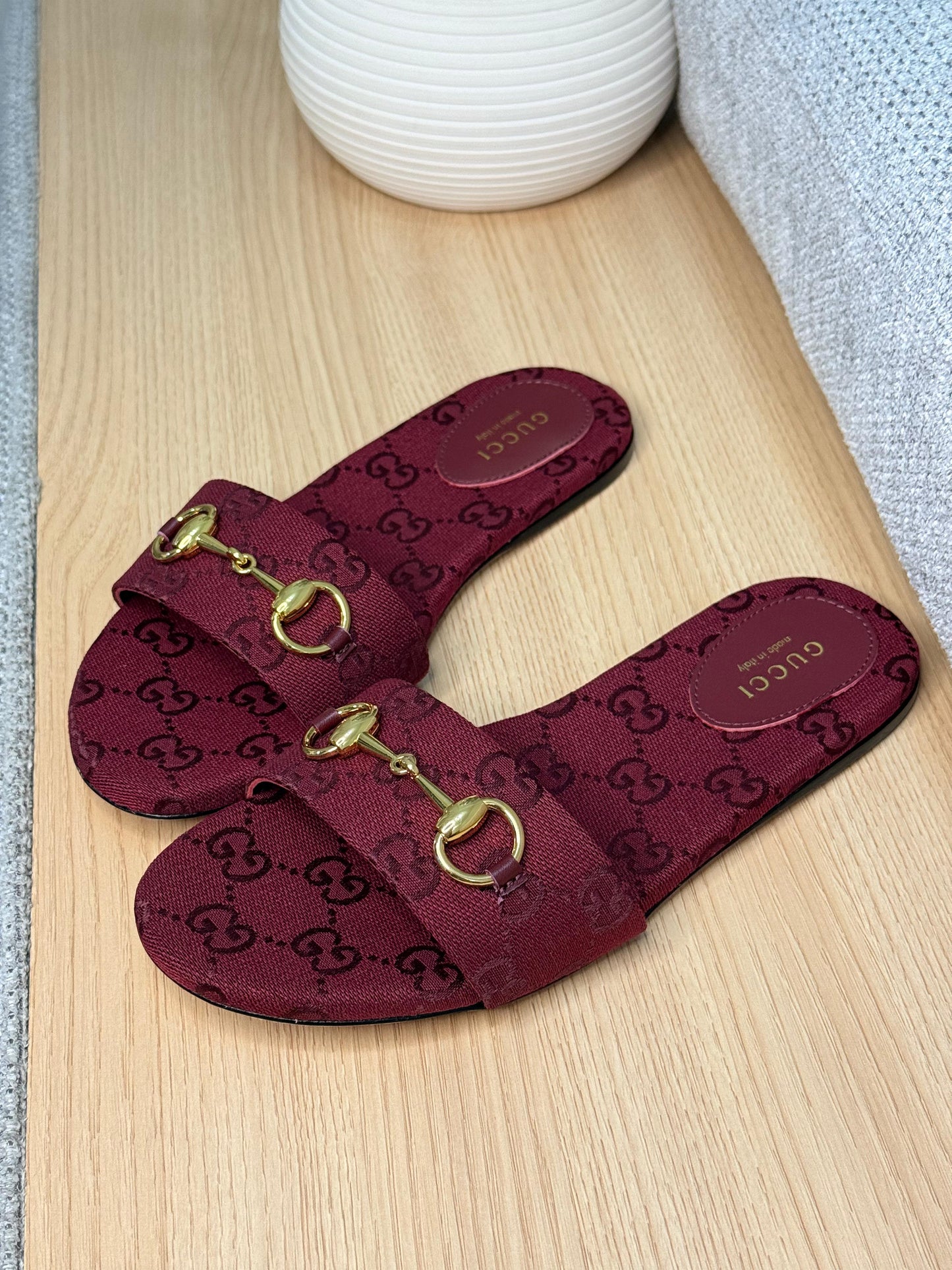 Gucci slippers