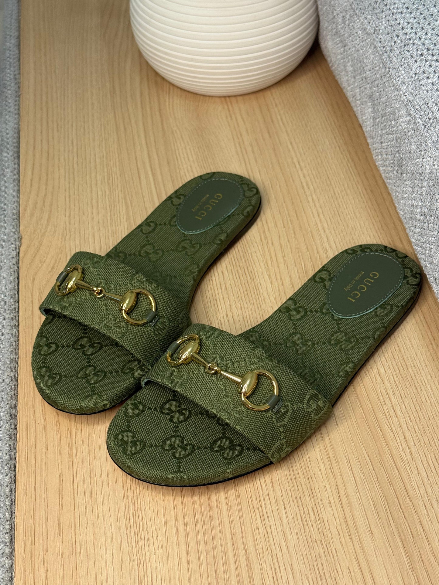Gucci slippers