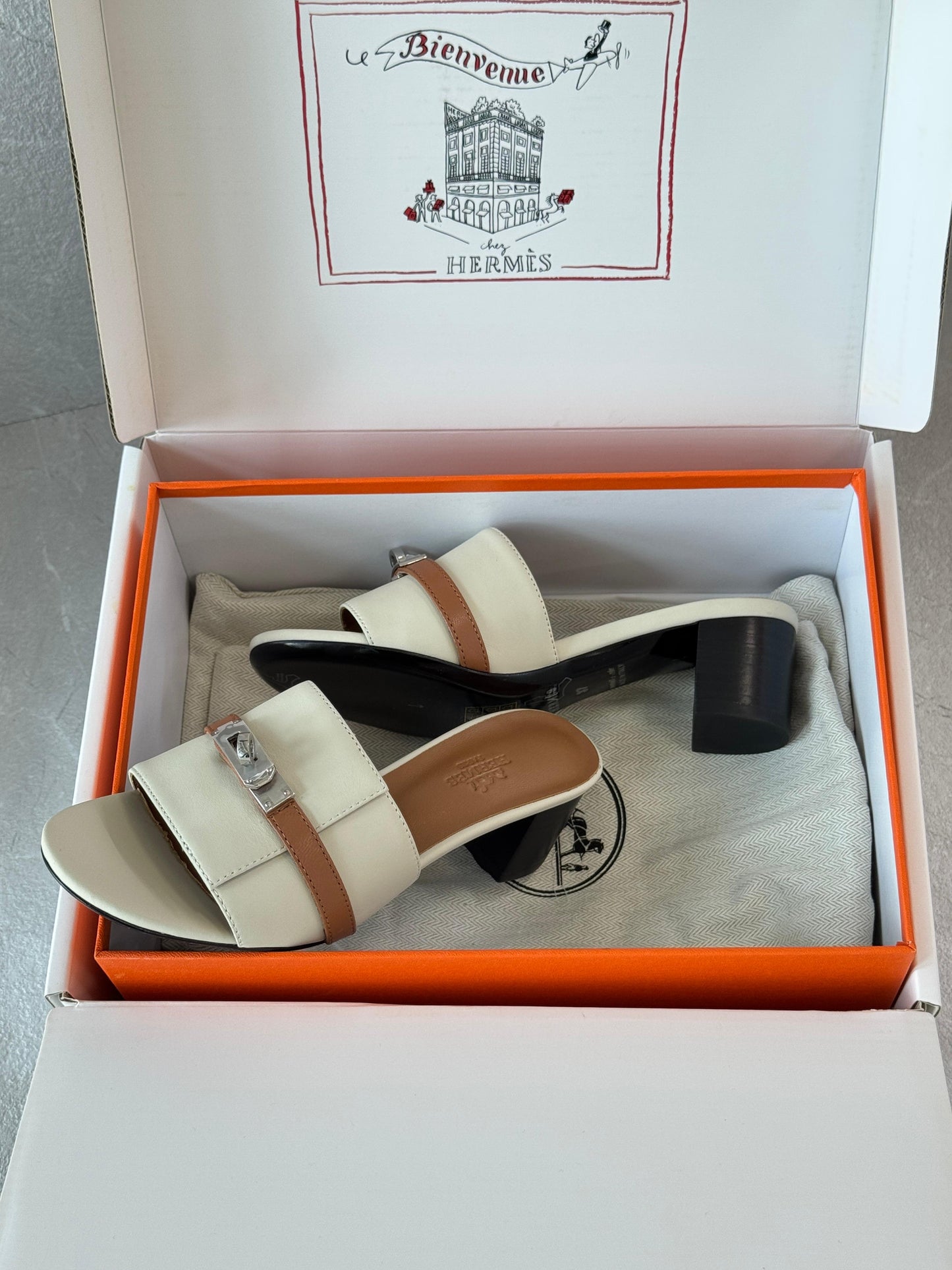 Hermes sandals heels