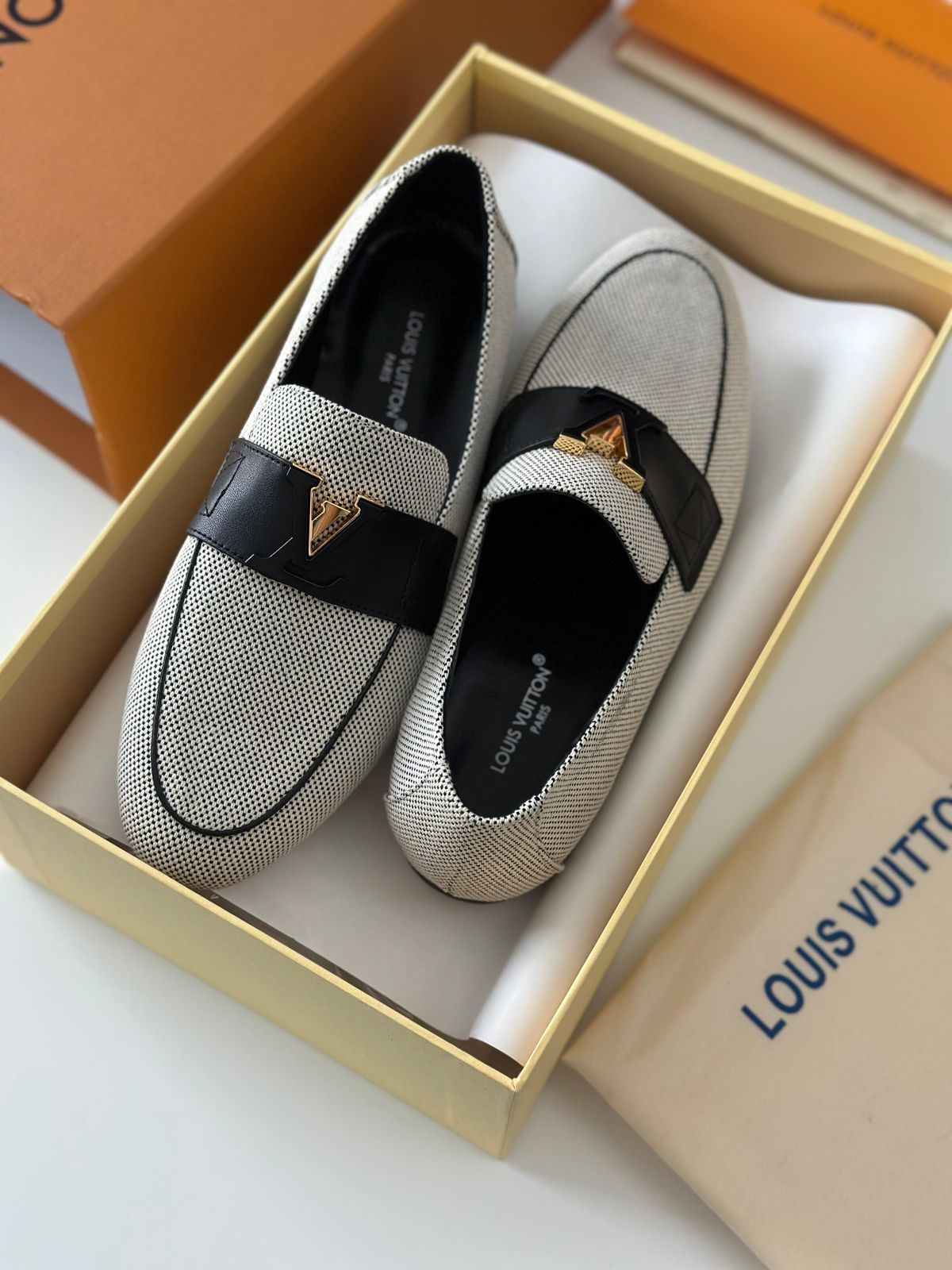 Lv loafers