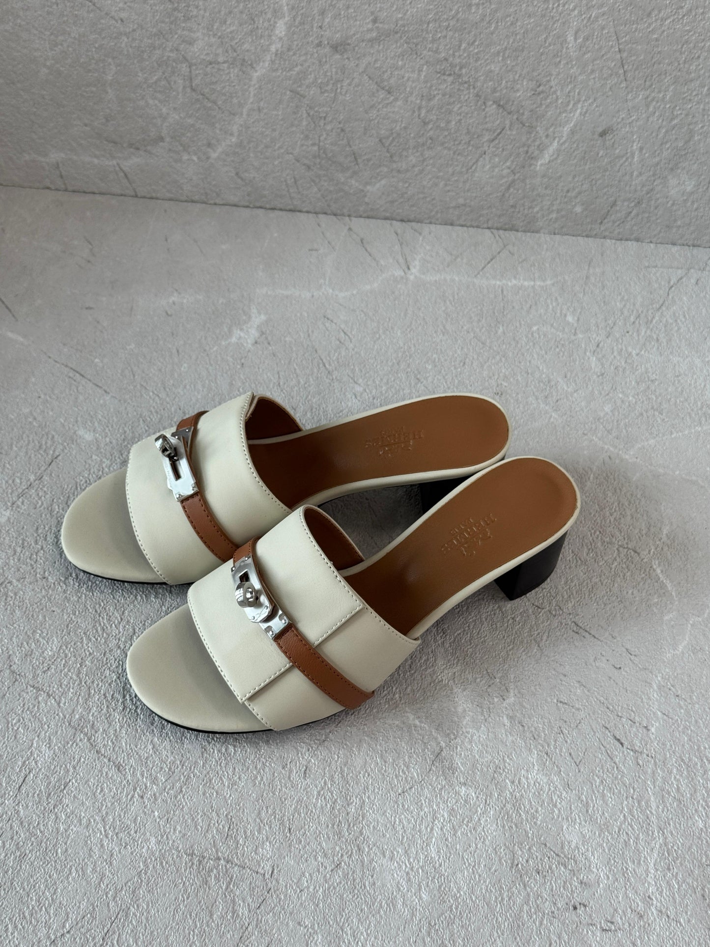 Hermes sandals heels