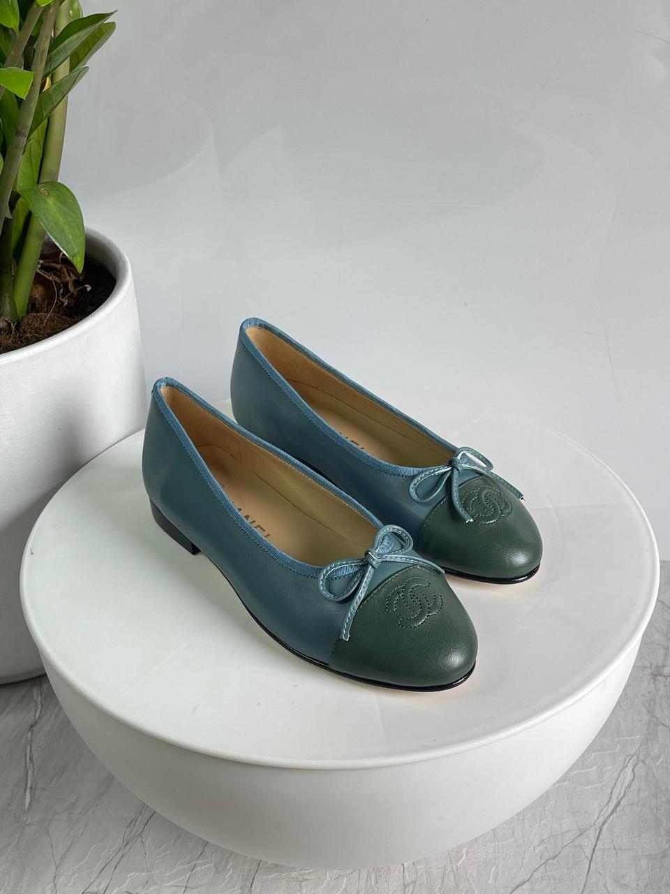Chanel Ballerina - blue green