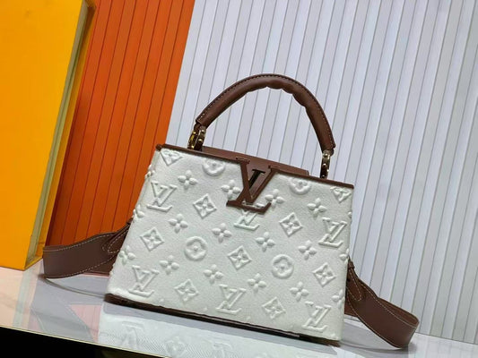 Lv bag - capucines