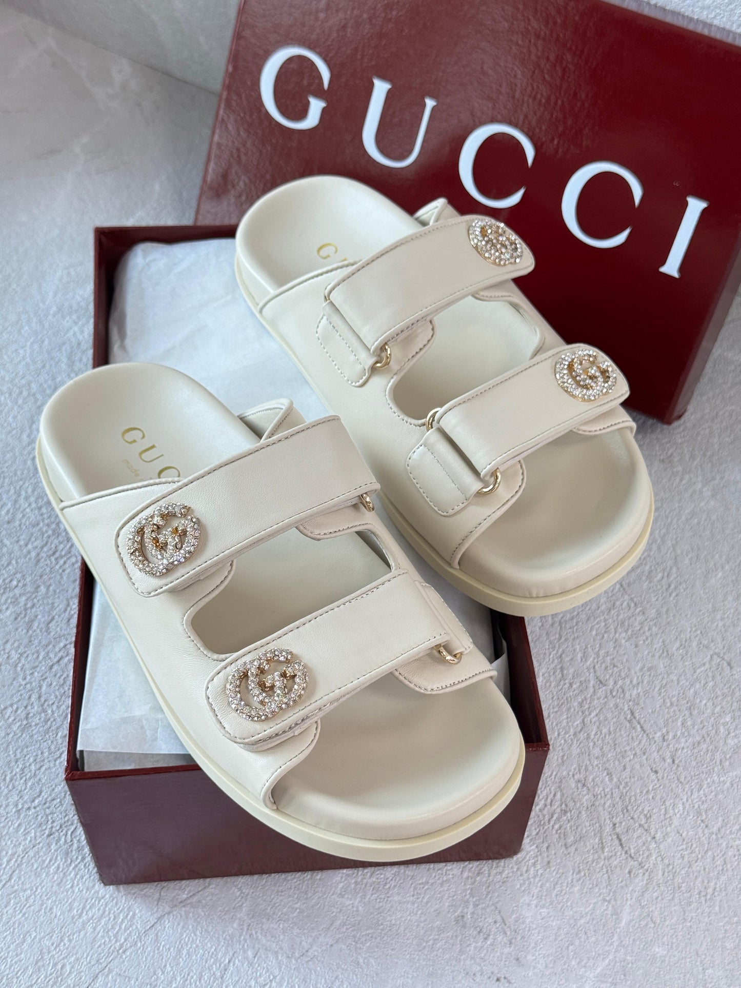 Gucci slippers