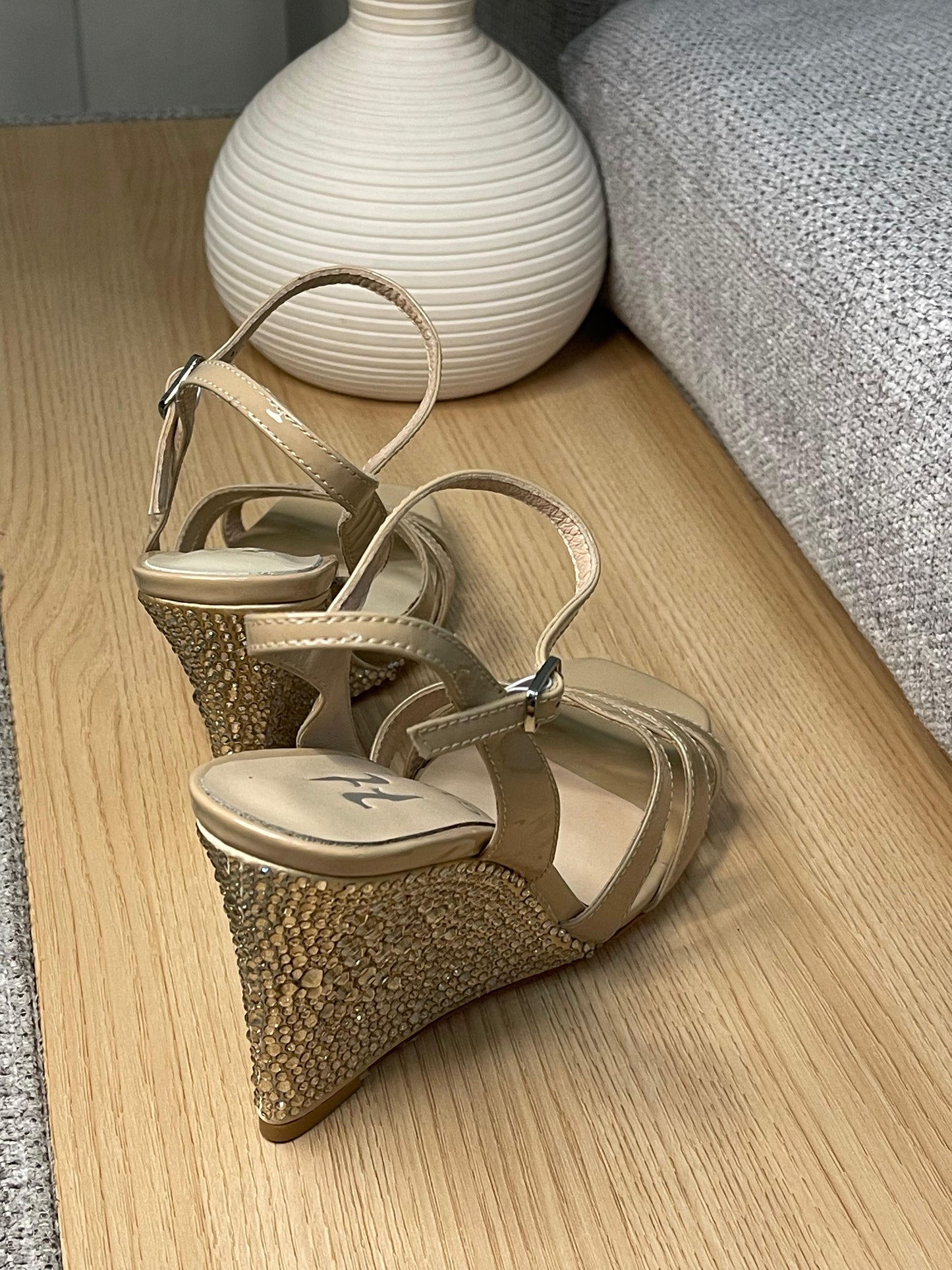 Gina sandals heels