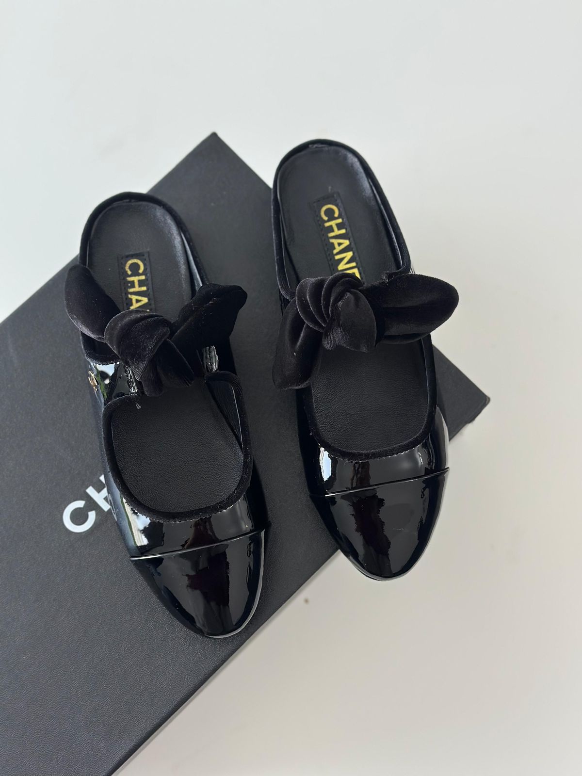 Chanel ballerina