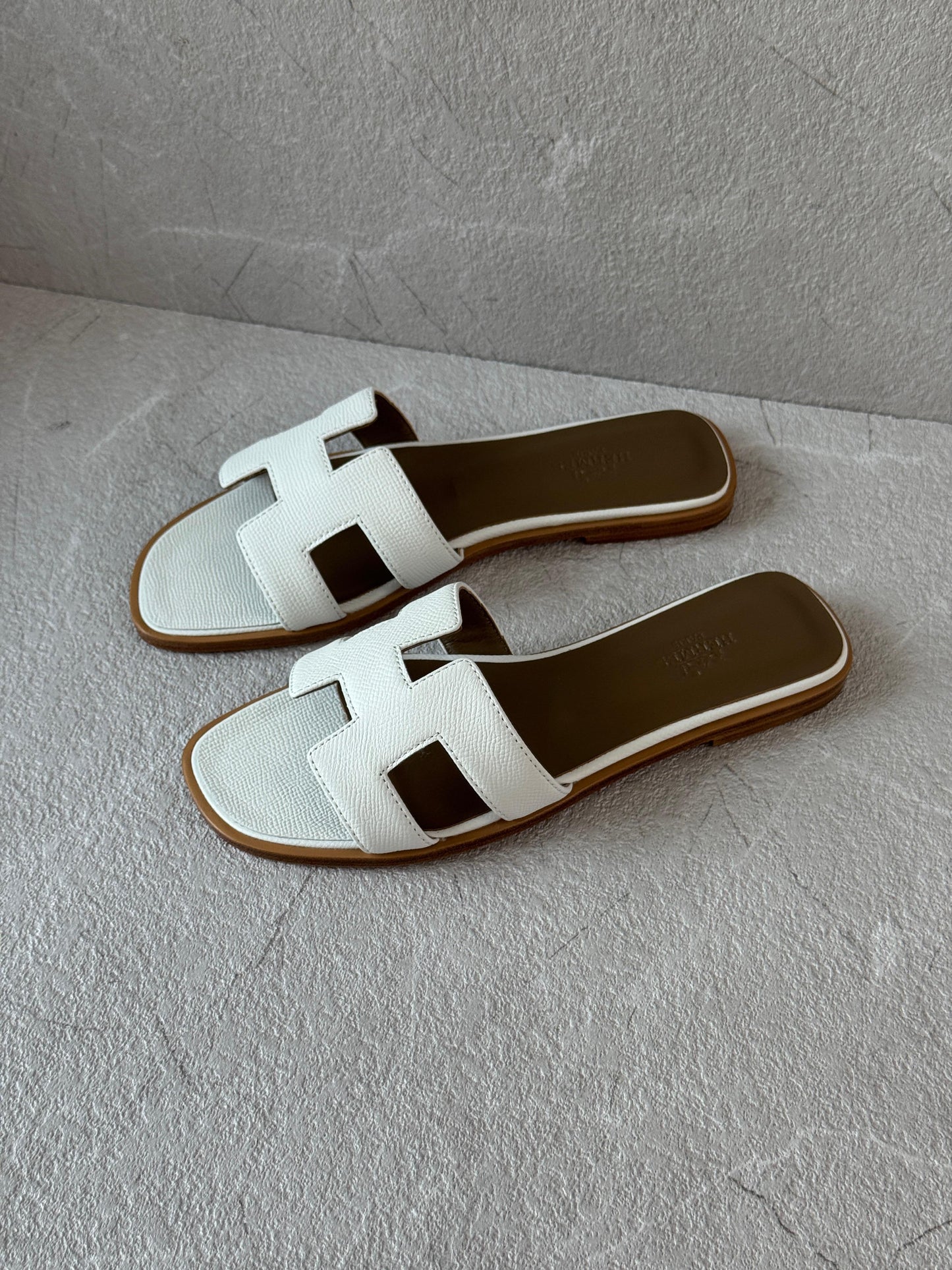 Hermes slippers