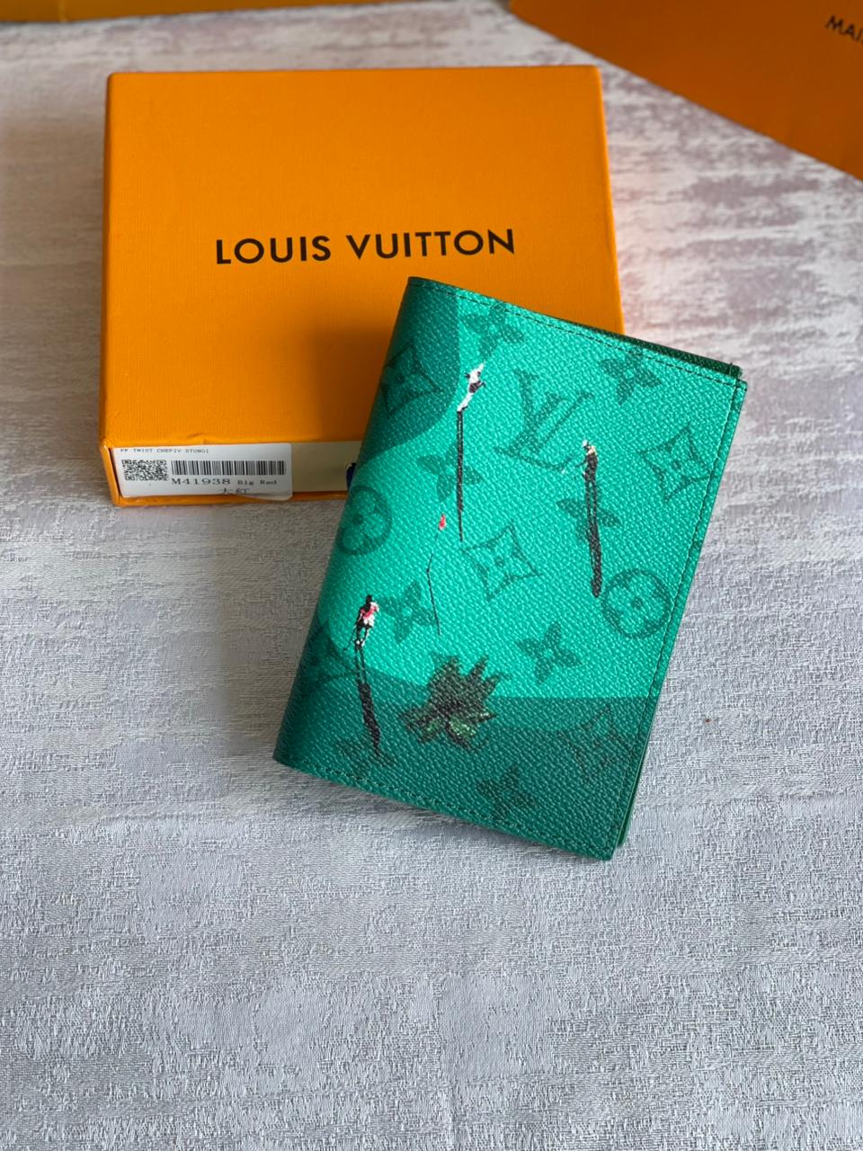 Lv passport cover