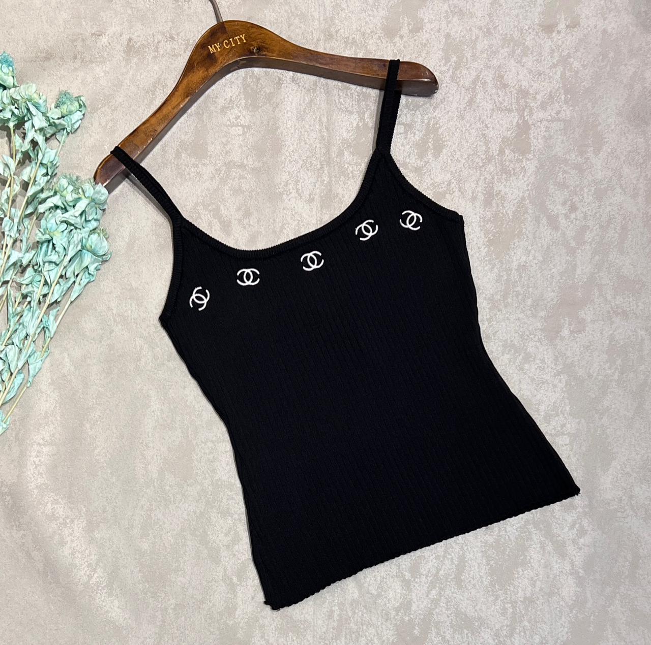 Chanel top