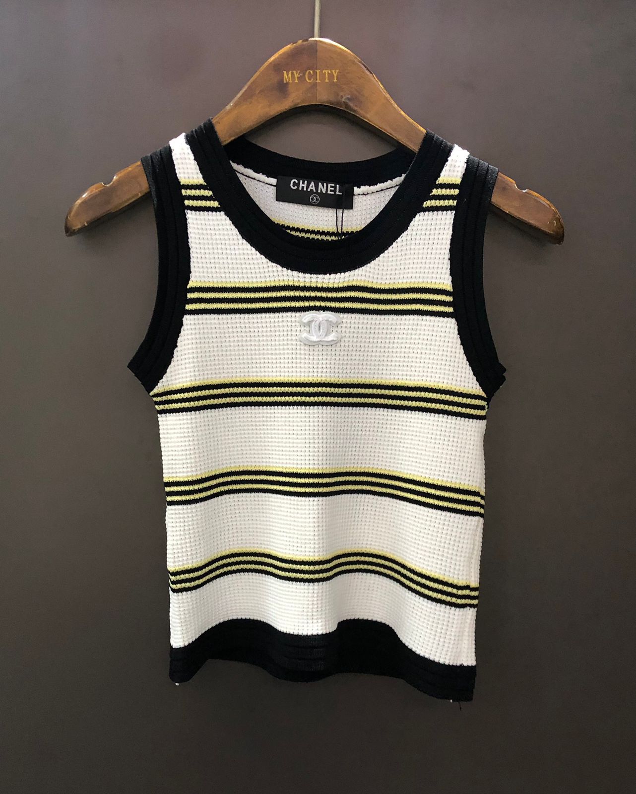 Chanel top