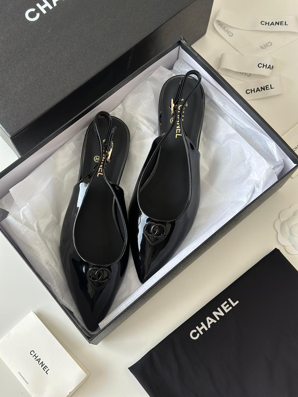Chanel heels - low heels flat