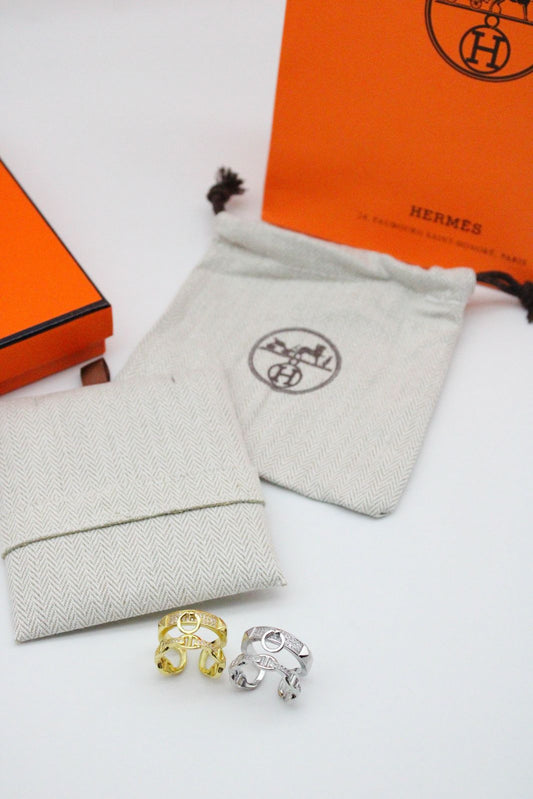 Hermes ring