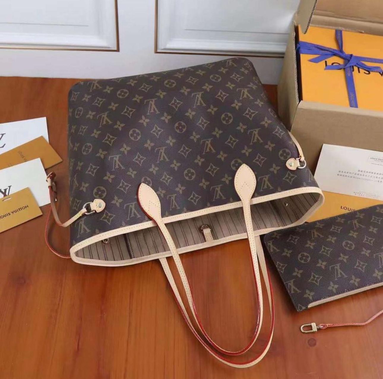 Lv bag tote