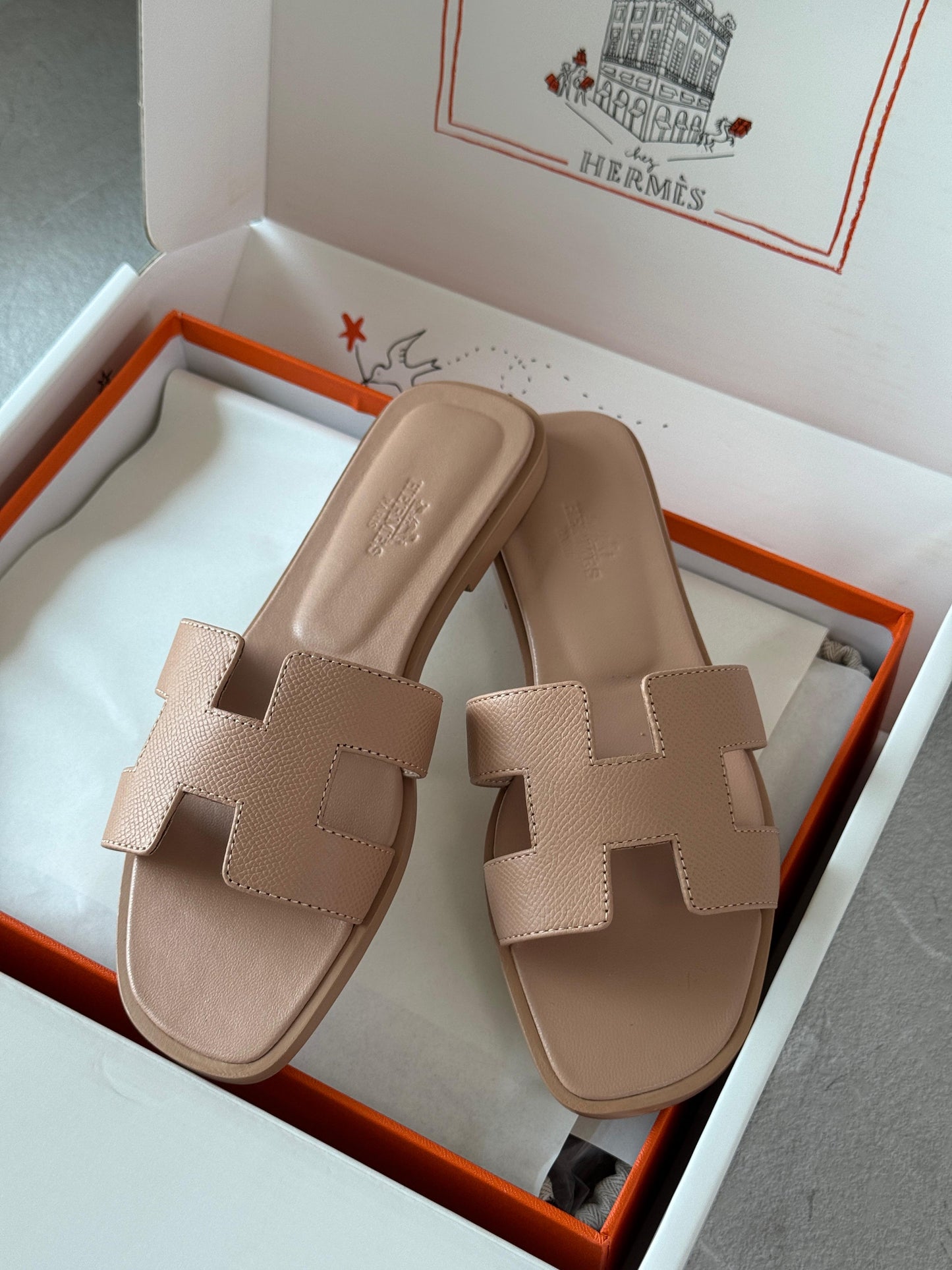 Hermes slippers