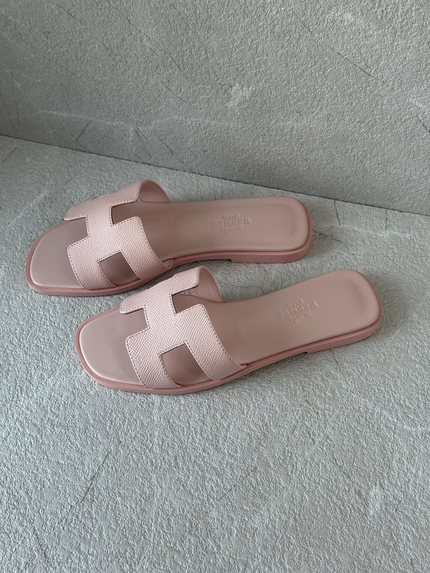 Hermes slippers