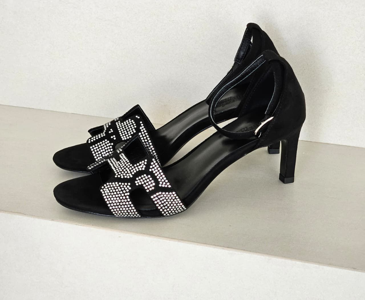 Hermes heels
