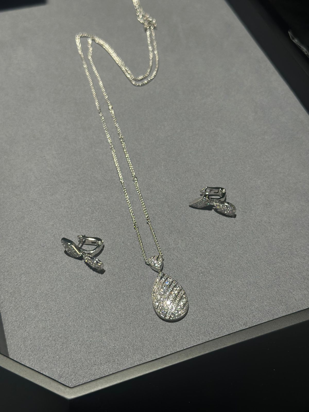 Chaumet jewelry set