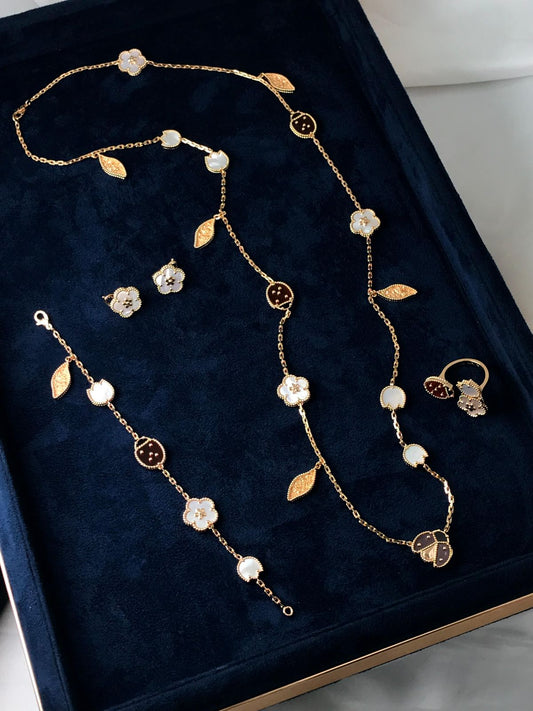 Van cleef jewelry set
