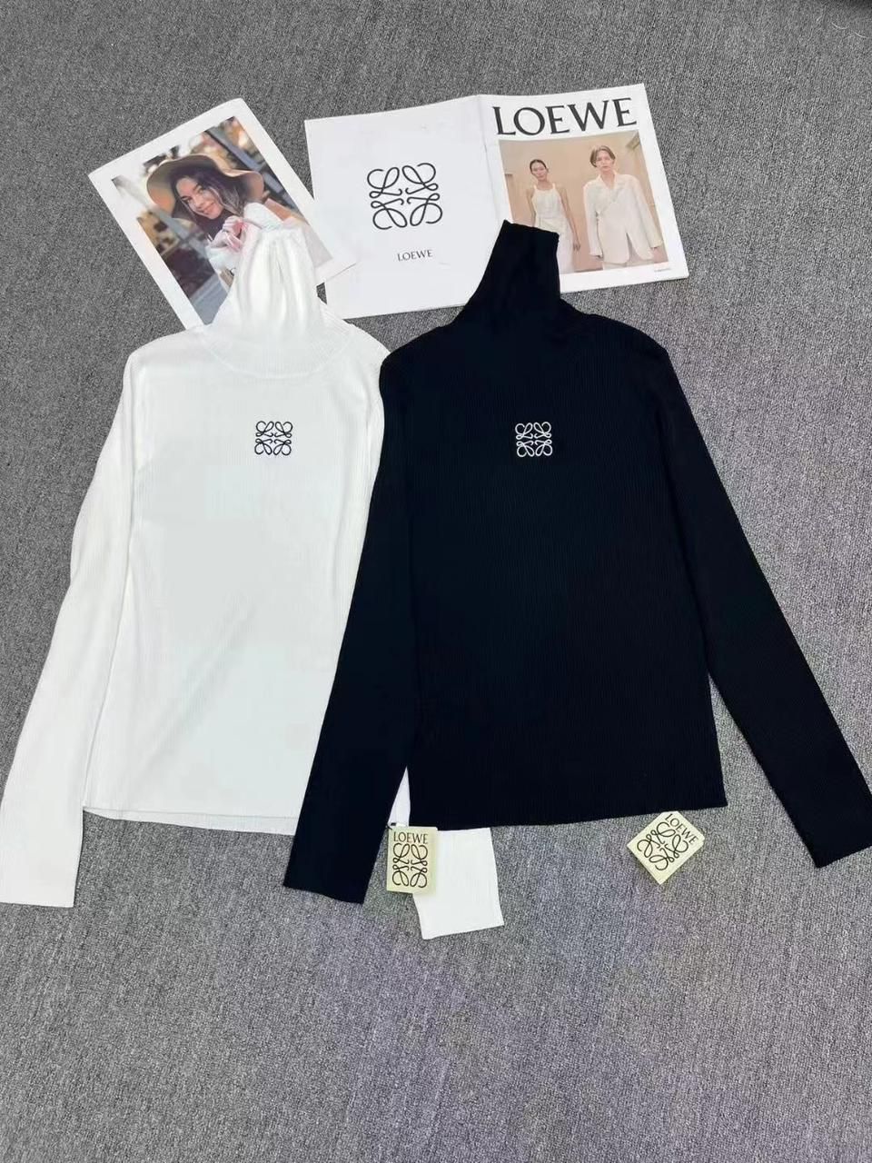 Loewe tshirt long sleeves- turtleneck