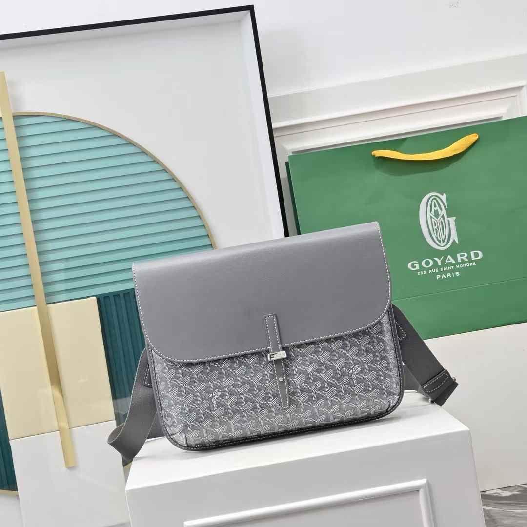 Goyard bag