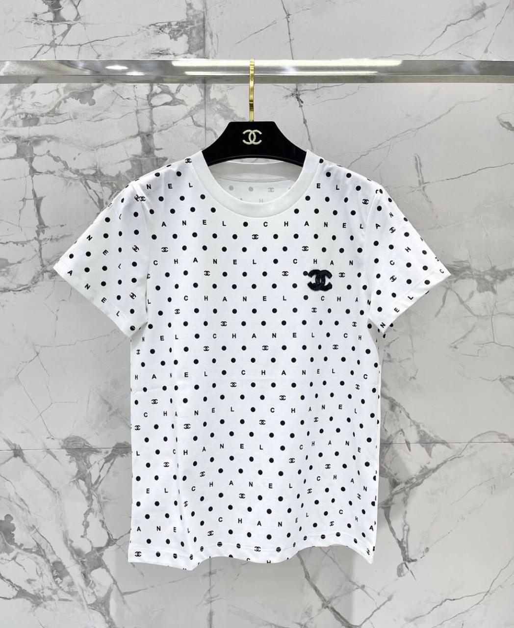 Chanel tshirt