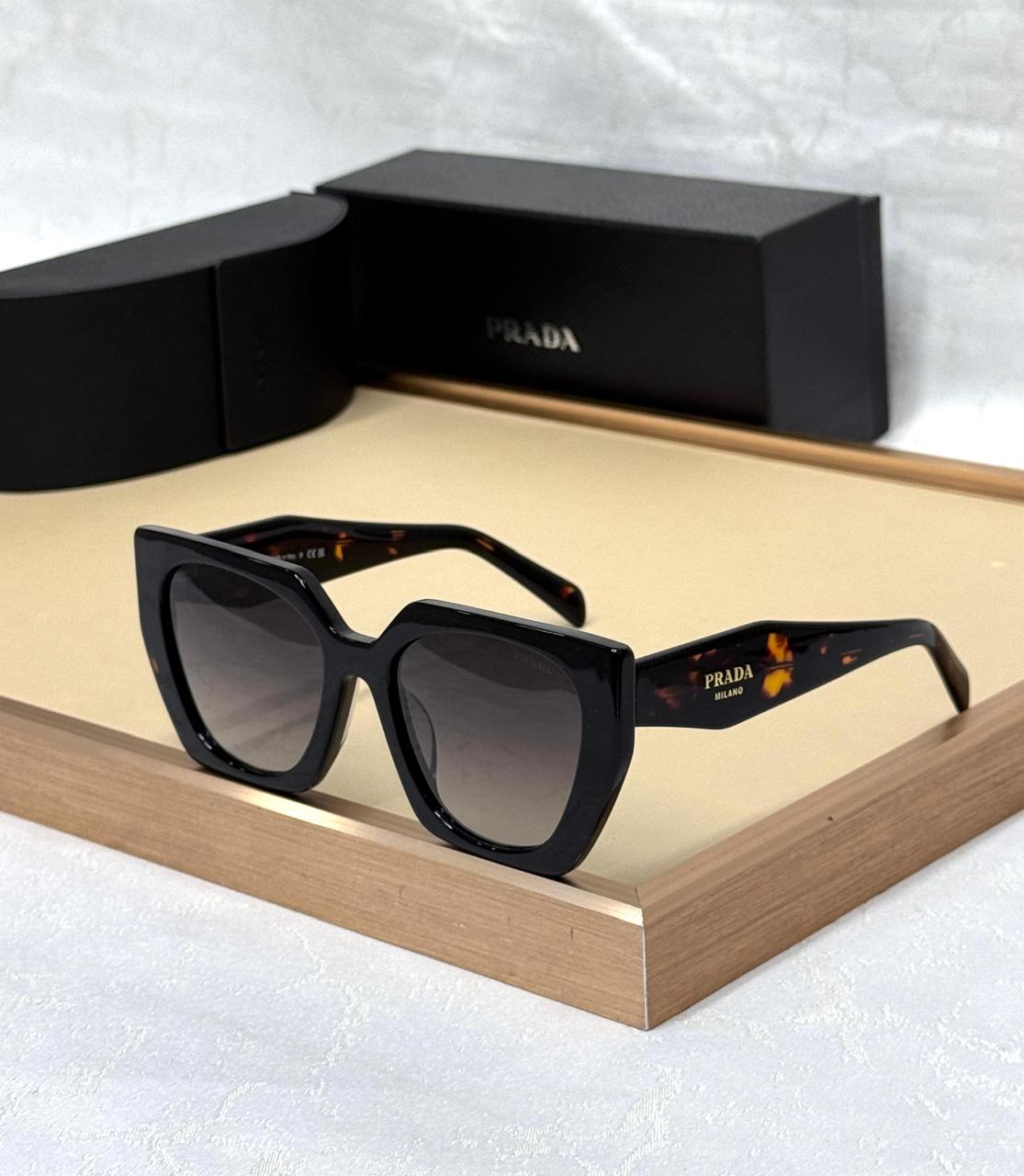 Prada sunglass