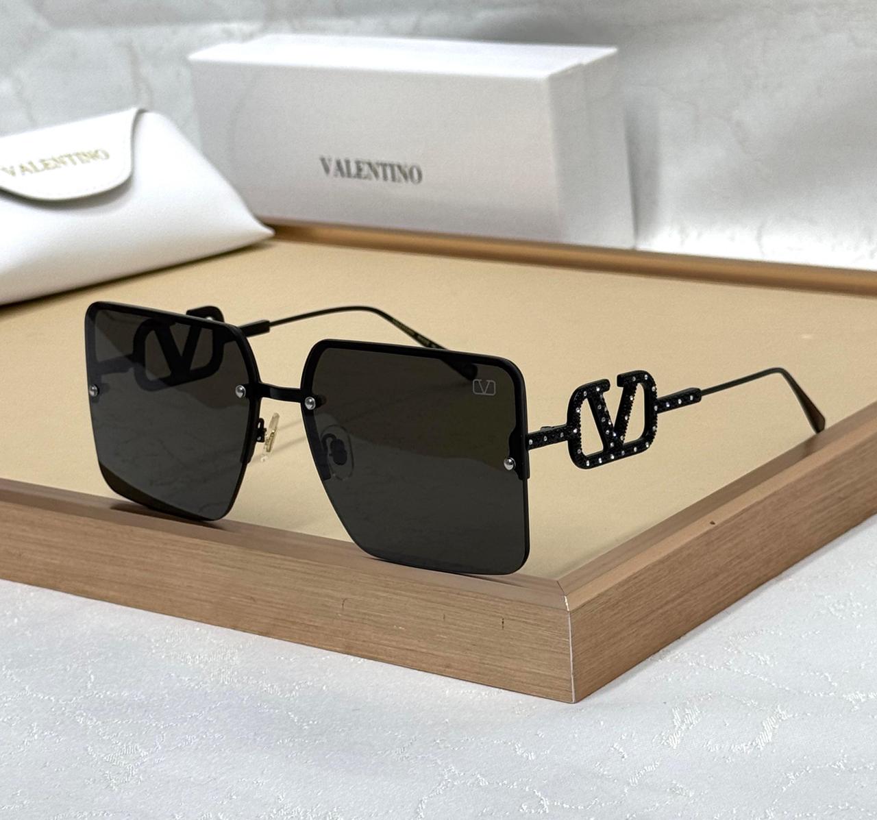 Valentino sunglass