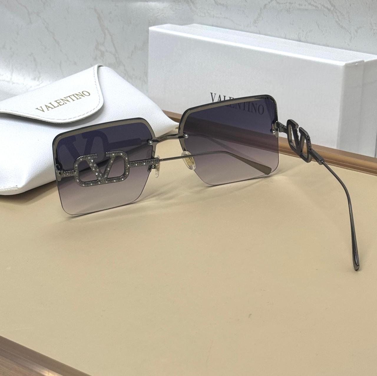 Valentino sunglass