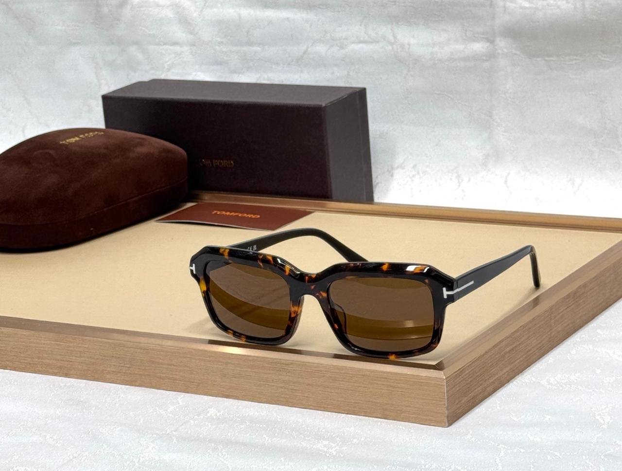 Tom ford sunglass
