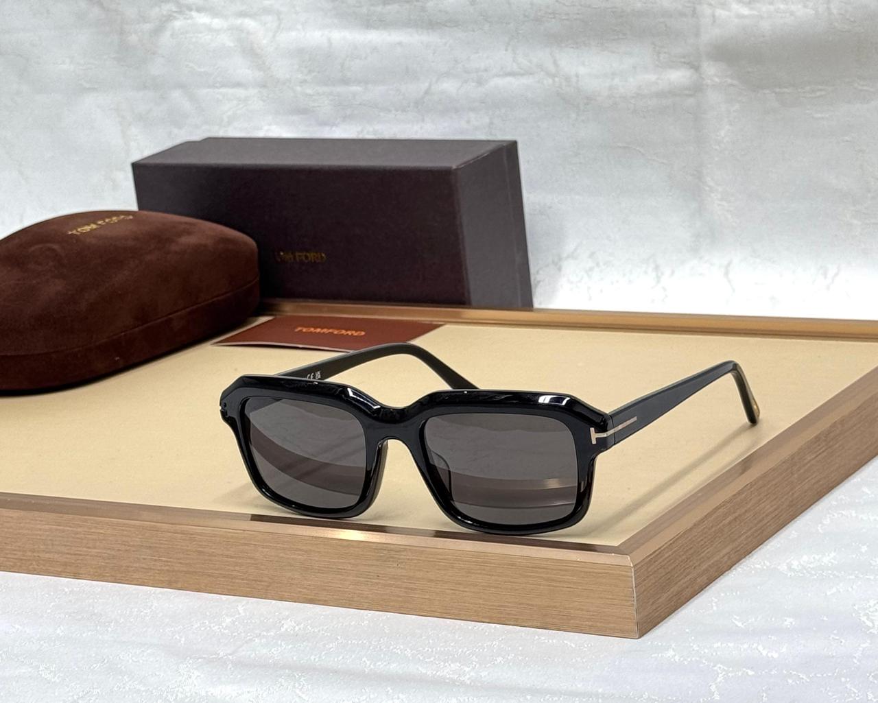 Tom ford sunglass