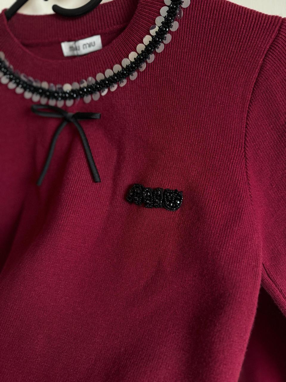 Gucci sweater