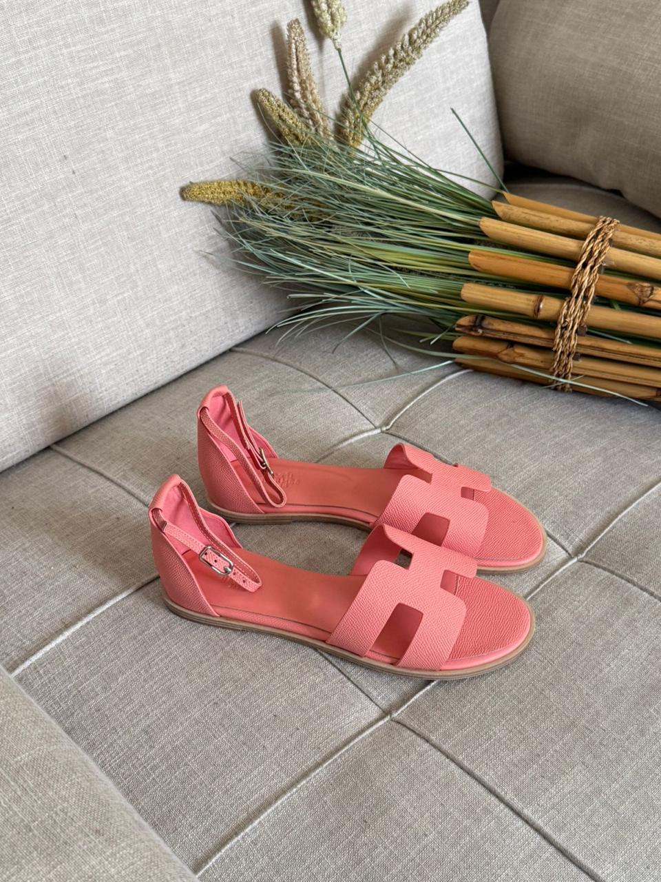 Hermes sandals. slippers
