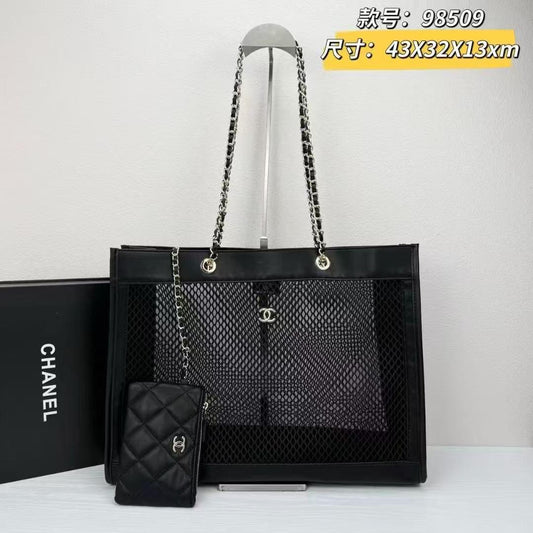 Chanel bag tote
