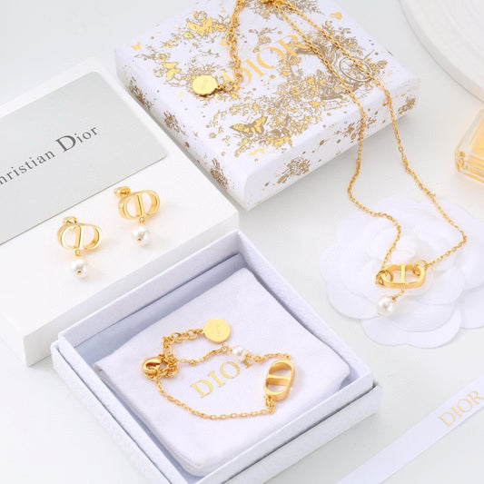 Dior jewelry set
