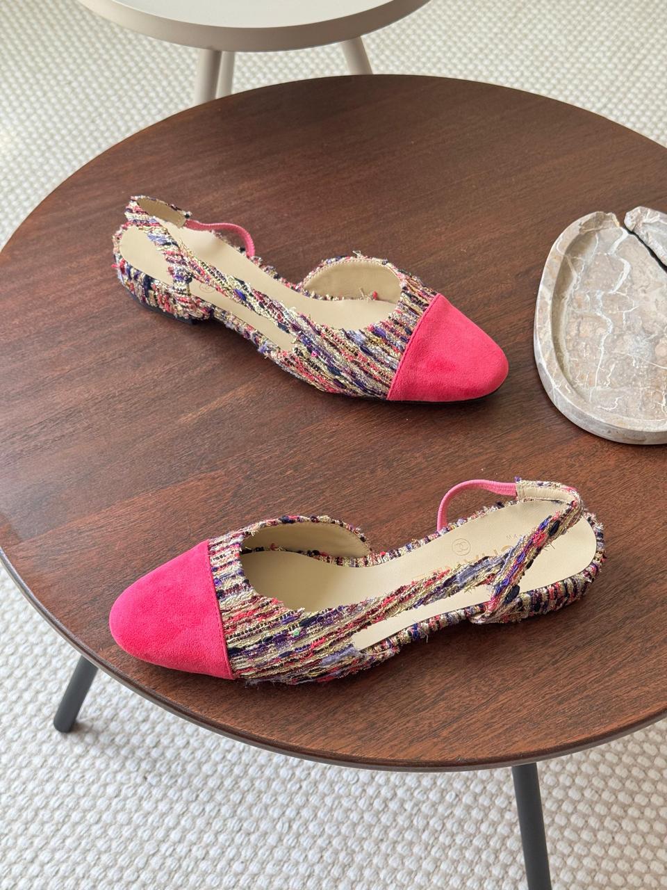 Chanel heels tweed pink