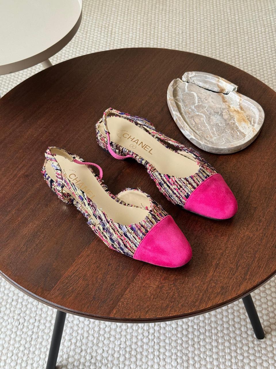 Chanel heels tweed pink