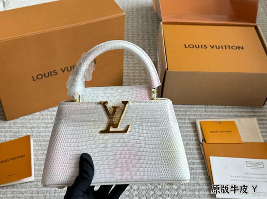 Lv bag capucines