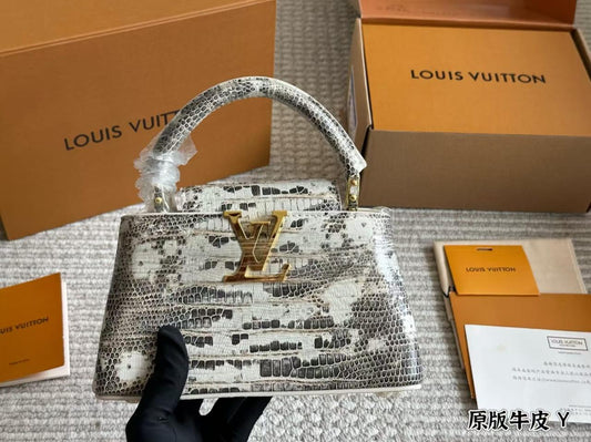 Lv bag capucines
