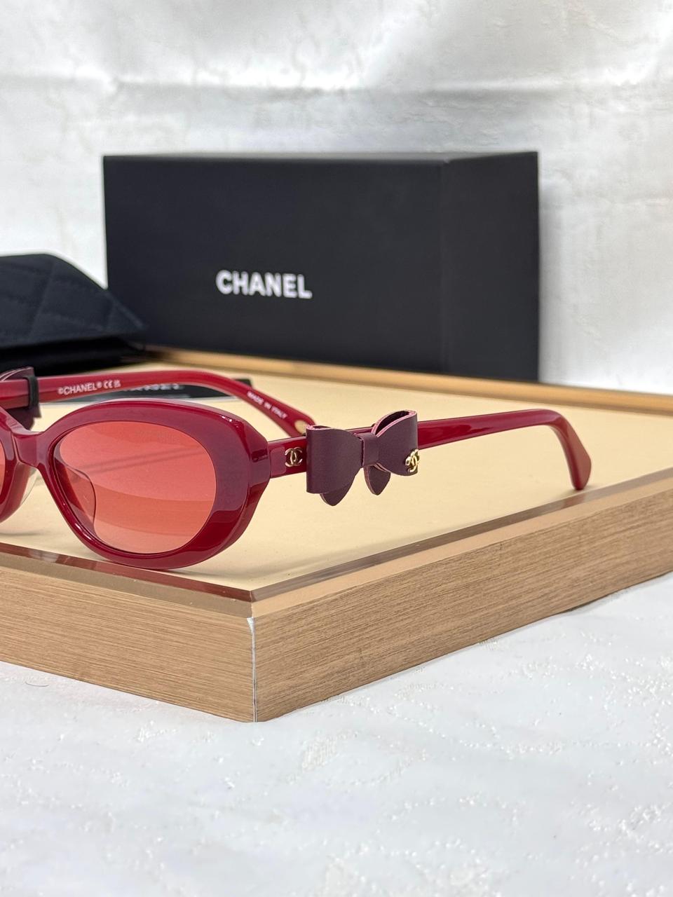 Chanel sunglass